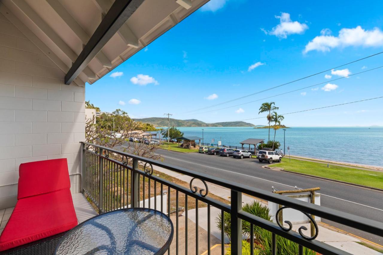 Whitsunday Waterfront Apartments Ерлі-Біч Екстер'єр фото